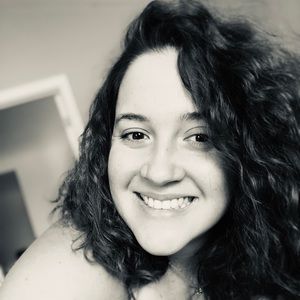 Meet your Posher, Damaris